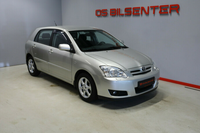 toyota-corolla-bensin-2006-big-0