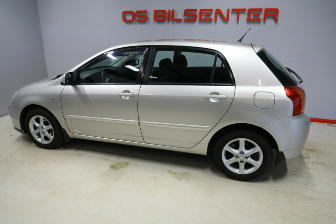 toyota-corolla-bensin-2006-big-2