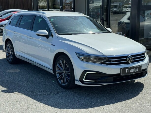 volkswagen-passat-elektrisitetbensin-2021-big-2
