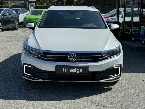 volkswagen-passat-elektrisitetbensin-2021-big-1