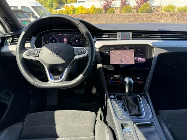 volkswagen-passat-elektrisitetbensin-2021-big-7
