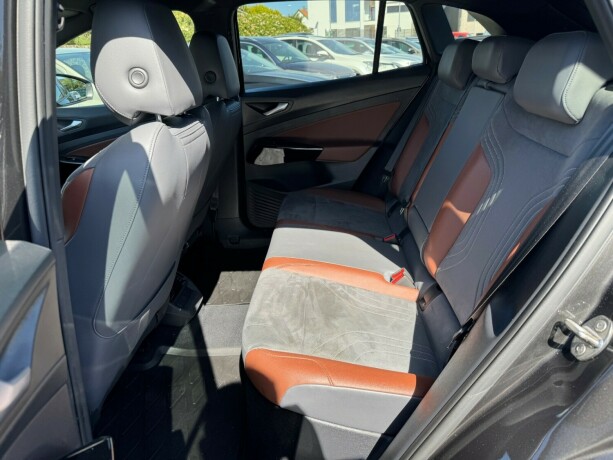 volkswagen-id4-elektrisitet-2021-big-13