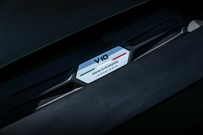 lamborghini-huracan-bensin-2020-big-14
