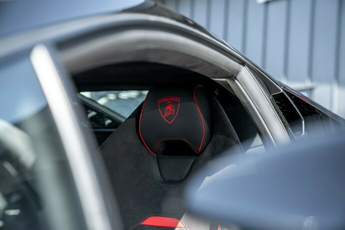 lamborghini-huracan-bensin-2020-big-24