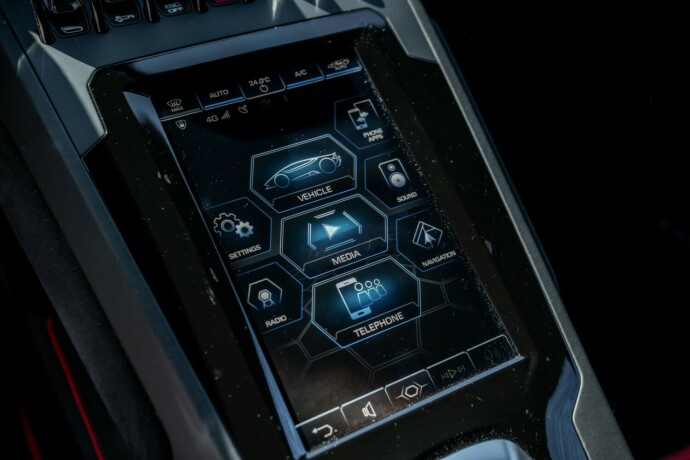 lamborghini-huracan-bensin-2020-big-31