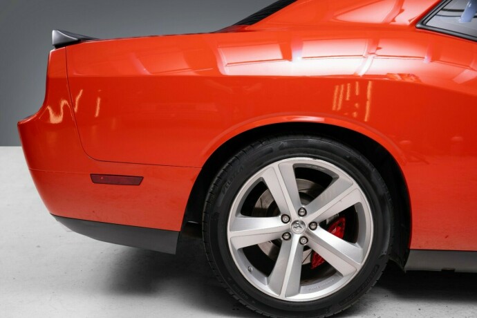 dodge-challenger-bensin-2008-big-16