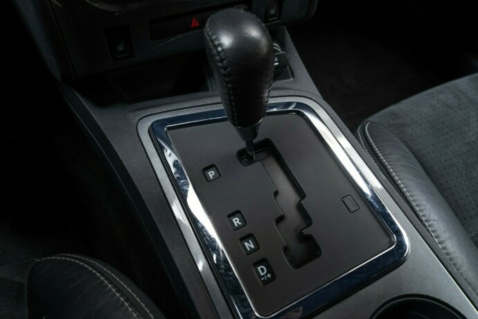 dodge-challenger-bensin-2008-big-22