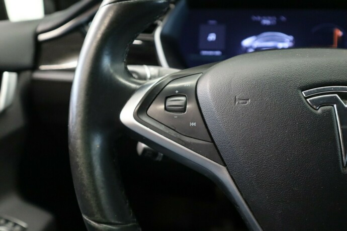 tesla-model-x-elektrisitet-2017-big-22