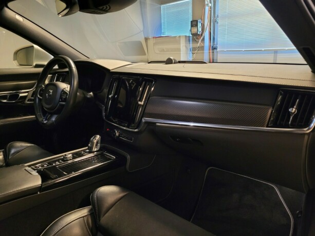 volvo-v90-elektrisitetbensin-2018-big-12