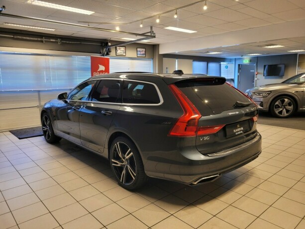 volvo-v90-elektrisitetbensin-2018-big-6