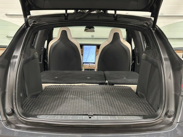 tesla-model-x-elektrisitet-2019-big-16