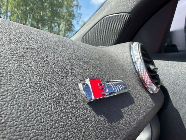 audi-a3-bensin-2009-big-24