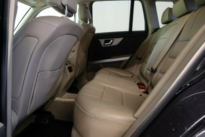 mercedes-benz-glk-diesel-2009-big-29