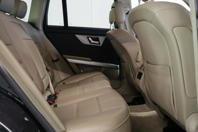 mercedes-benz-glk-diesel-2009-big-28