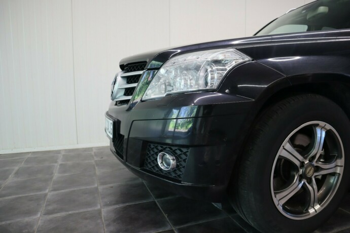 mercedes-benz-glk-diesel-2009-big-16