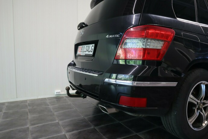 mercedes-benz-glk-diesel-2009-big-15