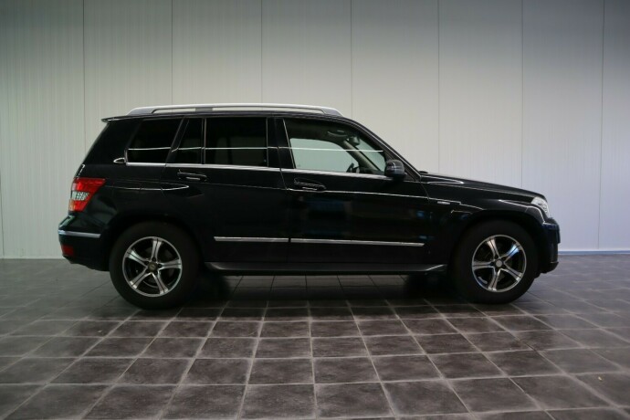 mercedes-benz-glk-diesel-2009-big-2
