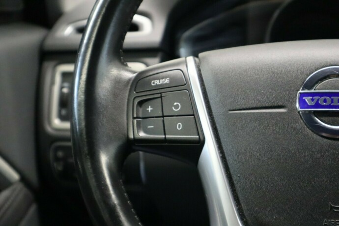volvo-v70-diesel-2014-big-27