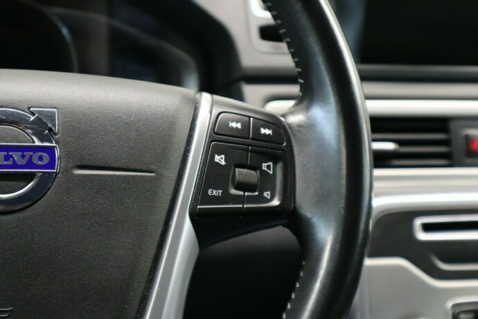 volvo-v70-diesel-2014-big-28