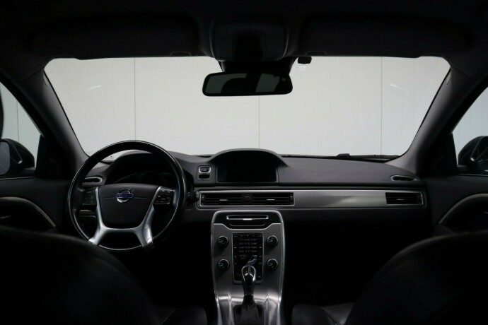 volvo-v70-diesel-2014-big-19