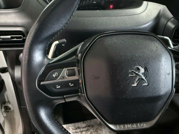 peugeot-partner-diesel-2020-big-13