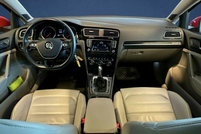 volkswagen-golf-bensin-2014-big-13