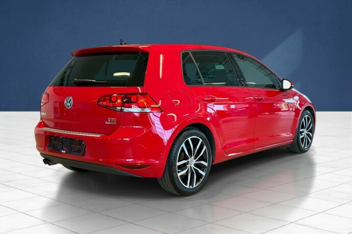 volkswagen-golf-bensin-2014-big-5