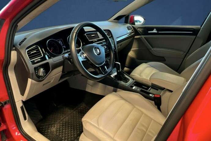volkswagen-golf-bensin-2014-big-7