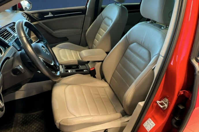 volkswagen-golf-bensin-2014-big-9