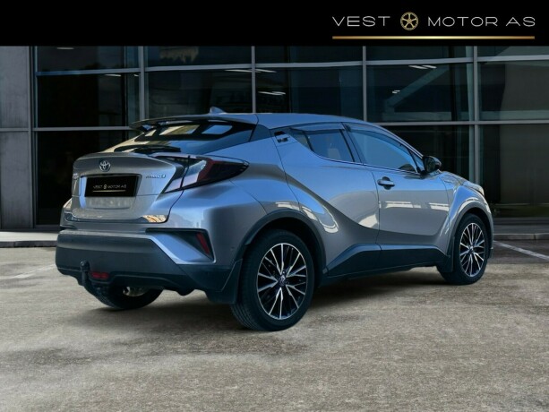 toyota-c-hr-elektrisitetbensin-2017-big-7
