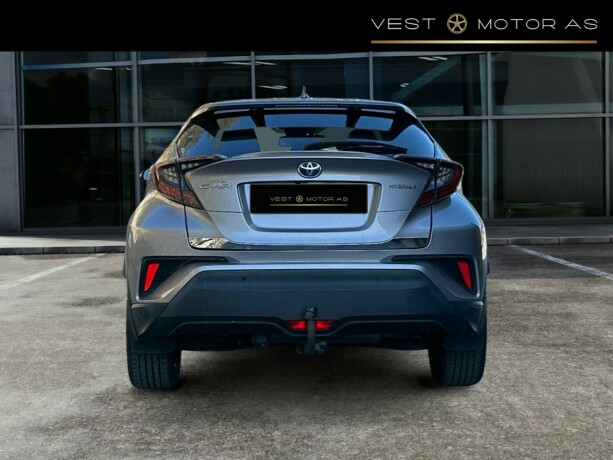 toyota-c-hr-elektrisitetbensin-2017-big-5