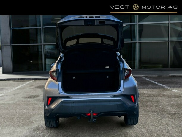 toyota-c-hr-elektrisitetbensin-2017-big-6