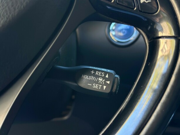 toyota-c-hr-elektrisitetbensin-2017-big-21