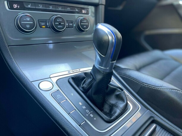 volkswagen-golf-elektrisitet-2017-big-18