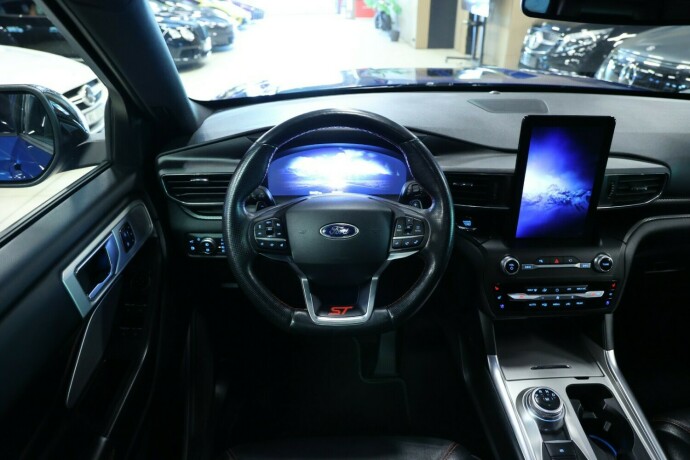 ford-explorer-elektrisitetbensin-2020-big-12