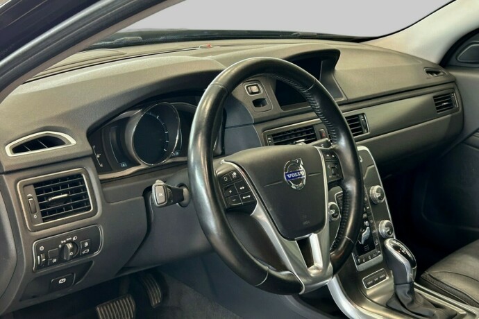volvo-xc-70-diesel-2015-big-8