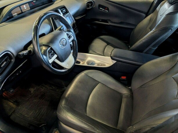 toyota-prius-elektrisitetbensin-2016-big-20