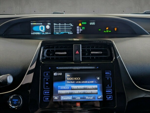 toyota-prius-elektrisitetbensin-2016-big-17