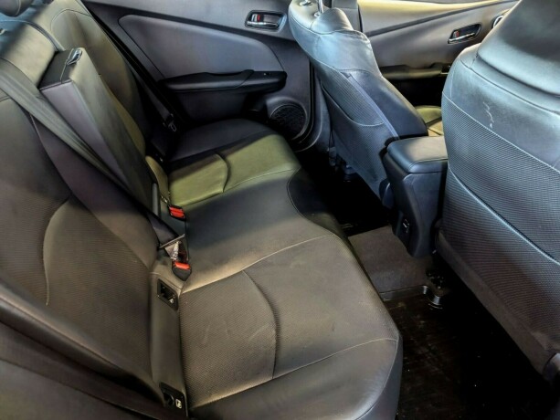 toyota-prius-elektrisitetbensin-2016-big-23
