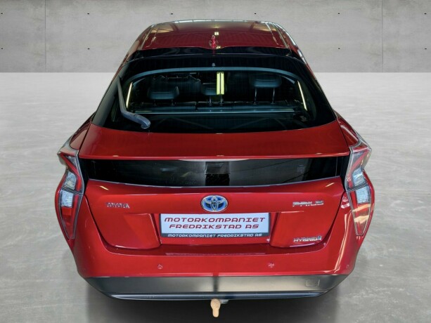 toyota-prius-elektrisitetbensin-2016-big-11