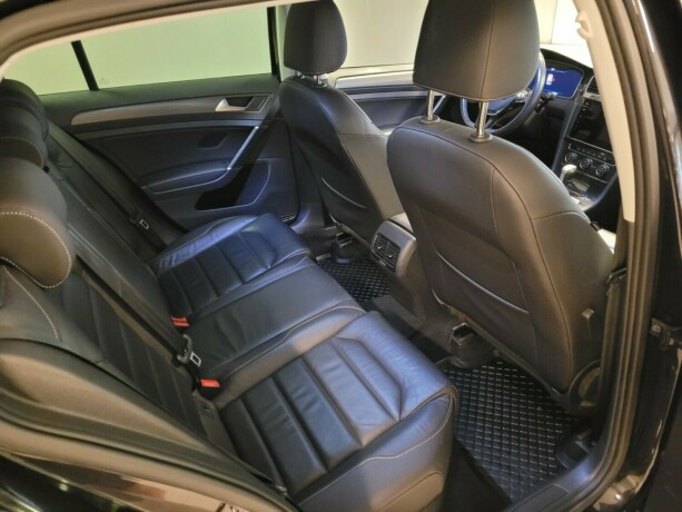 volkswagen-golf-elektrisitet-2020-big-15