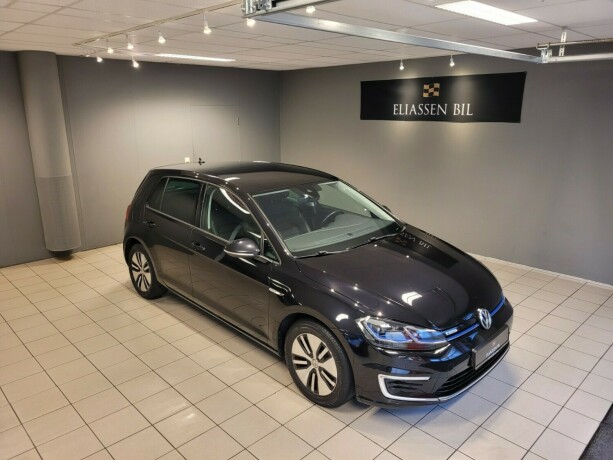 volkswagen-golf-elektrisitet-2020-big-1
