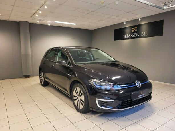 volkswagen-golf-elektrisitet-2020-big-9