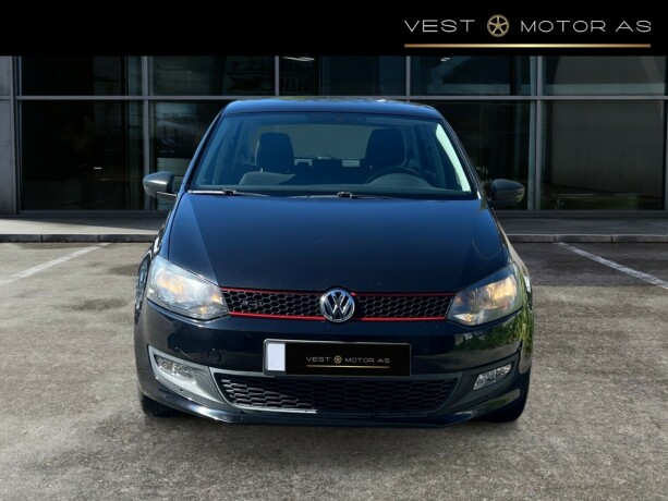 volkswagen-polo-diesel-2010-big-1