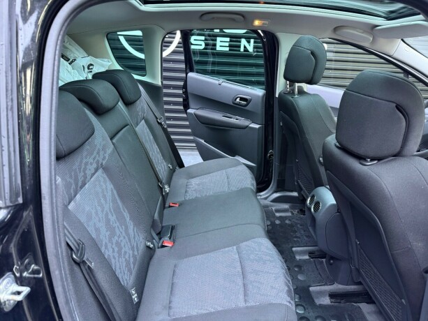 peugeot-3008-diesel-2010-big-22