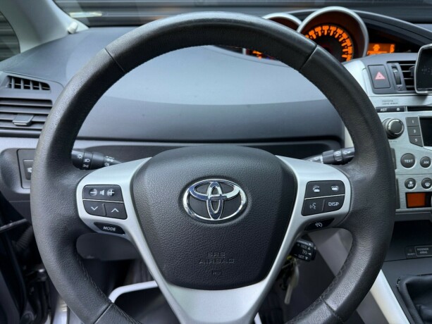 toyota-verso-bensin-2010-big-12