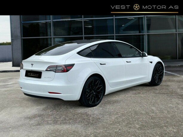 tesla-model-3-elektrisitet-2021-big-7