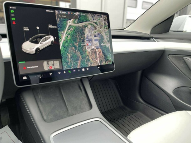 tesla-model-3-elektrisitet-2021-big-17