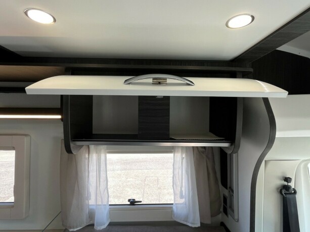 benimar-mileo-297-queensbed-senkeseng-9-trinn-automat-23-160hk-truma-med-elektrisk-vinterpakke-diesel-2021-big-39