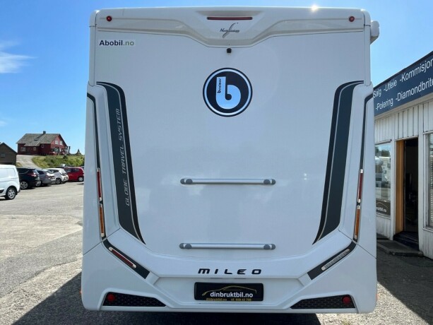 benimar-mileo-297-queensbed-senkeseng-9-trinn-automat-23-160hk-truma-med-elektrisk-vinterpakke-diesel-2021-big-5